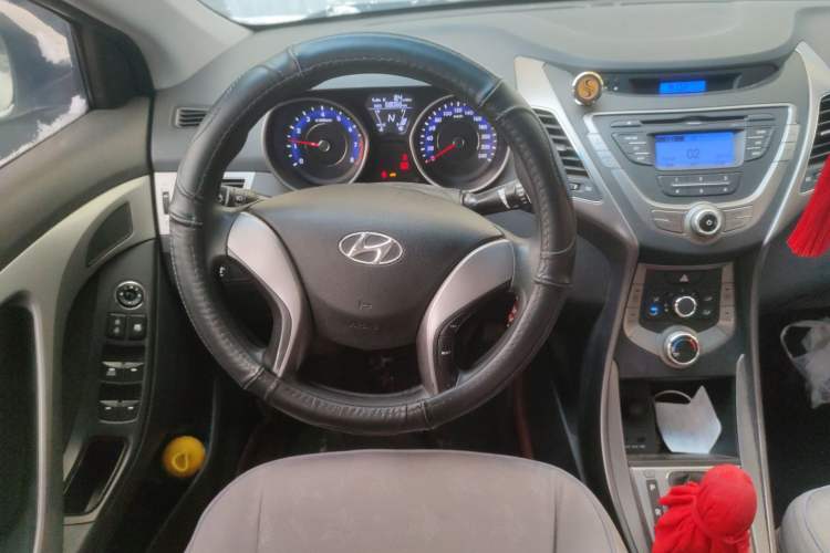 Used Hyundai Elantra (5th Generation / Langdong) 2012 1.6L Automatic Fashion Edition Steering Wheel