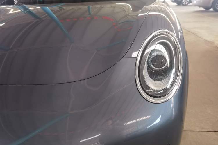 Used ORA Lightning Cat 2022 555 km Luxury Edition
