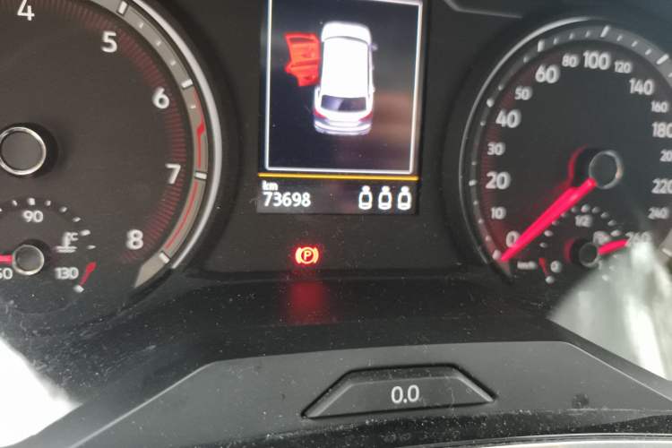 Used Volkswagen Tayron 2019 330TSI Two-Wheel Drive Luxury Model China VI Standard Odometer Close Up