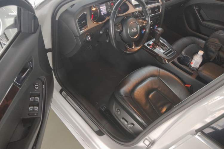 Used Audi A4L 2015 35 TFSI Automatic Comfort Model Driver Seat