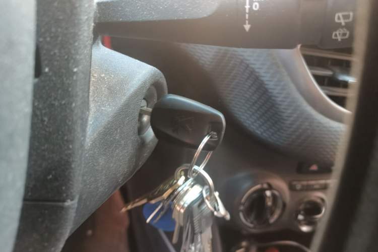 Used Peugeot 2008 2015 1.6L Automatic Playcool Edition