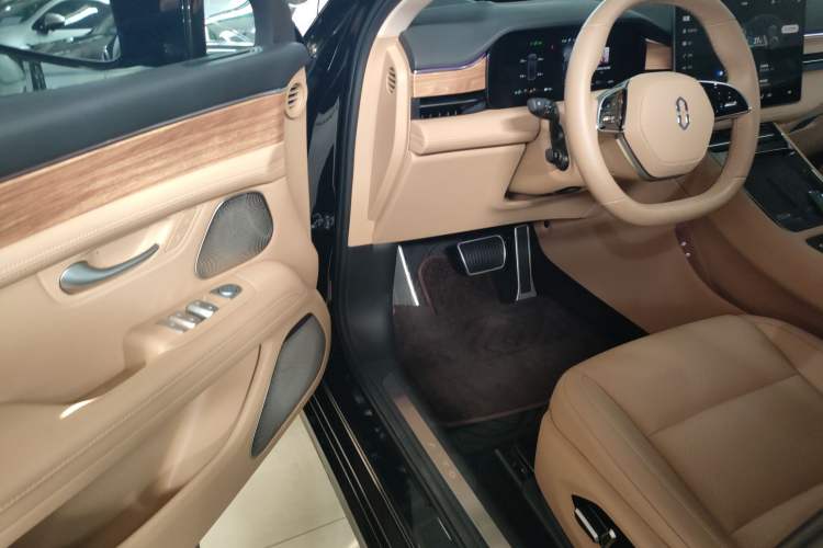 Used Hima AITO M5 2024 Extended-Range Max RS Four-Wheel Drive Advanced Intelligent Driving Version
