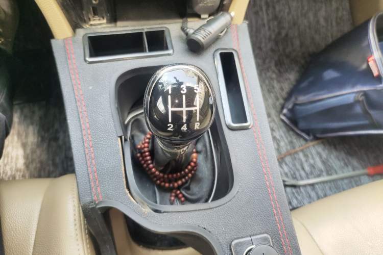 Used Great Wall C50 2012 1.5T Manual Fashion Edition Gear Lever