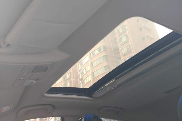 Used Bestune X80 2013 2.0L automatic comfort version
