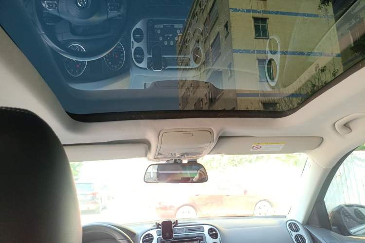 Used Volkswagen Tiguan L 2016 300TSI Automatic Two-Wheel Drive Luxury Edition