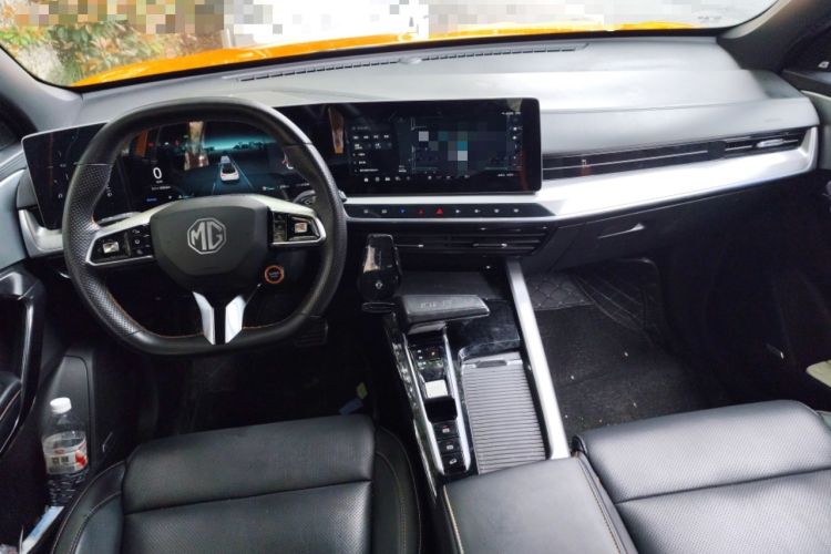 Used MG ONE 2022 α-Smart Sports Series 1.5T Advanced Edition Center Console