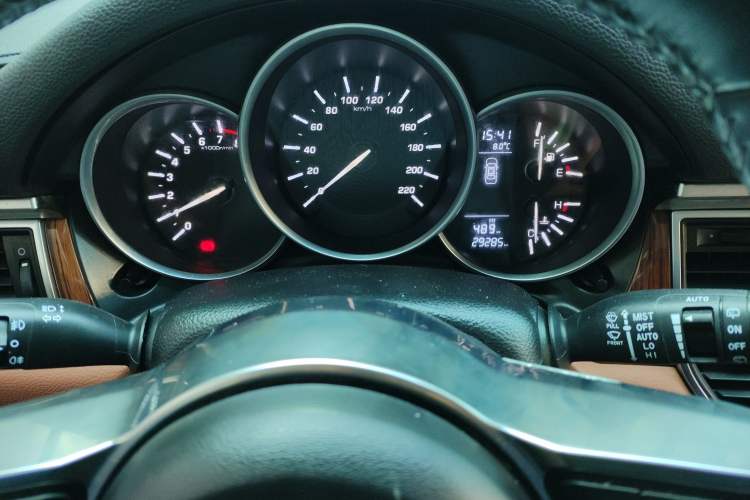 Used Zotye SR9 2017 2.0T Manual "Ultimate Heart" Edition