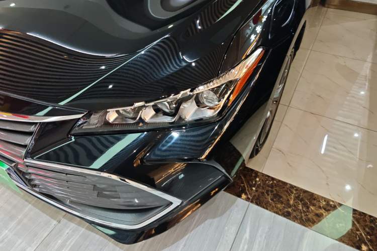 Used Toyota Avalon 2019 2.0L Luxury Edition China VI Standard Left Front Headlight