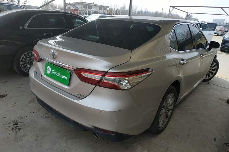 Used Toyota Camry 2019 2.0G Luxury Edition China VI Standard