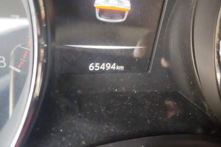 Used Nissan X-Trail 2019 2.5L CVT Smart Connect Luxury Edition 4WD Odometer Close Up