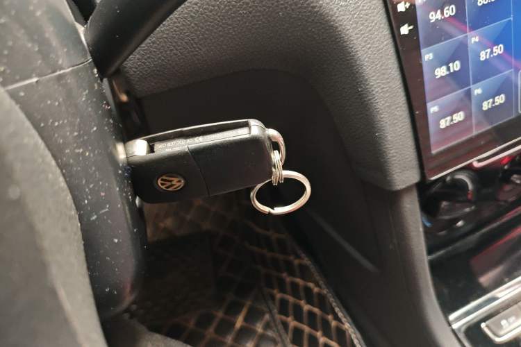 Used Volkswagen Bora 2015 Qihui Edition 1.6L Automatic Fashion Model
