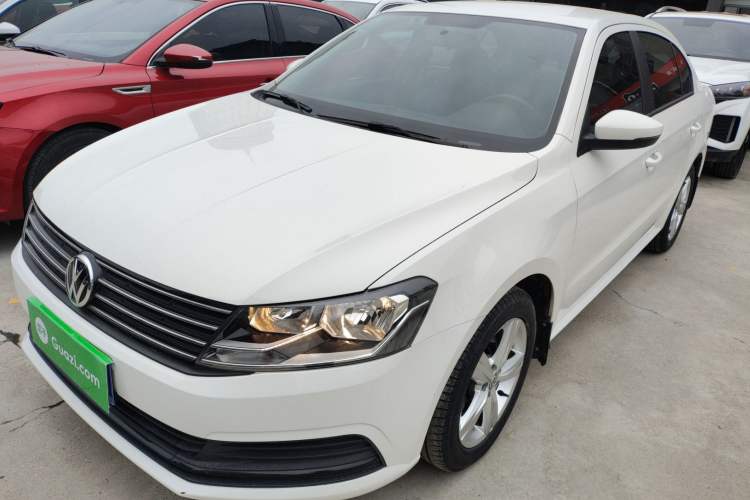 Used Volkswagen Lavida 2017 1.6L Manual Fashion Edition