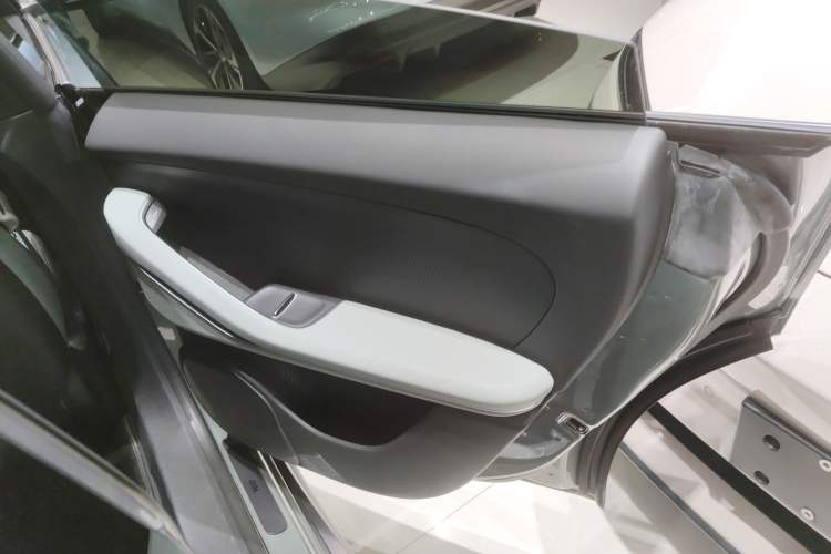 Used Nio ET5 2022 75 kWh