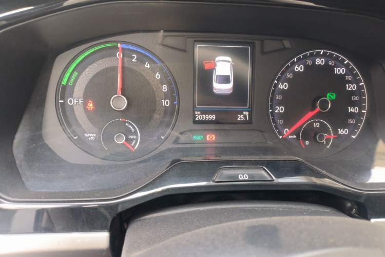 Used Volkswagen Bora Pure Electric 2020 Shan Model Odometer Close Up