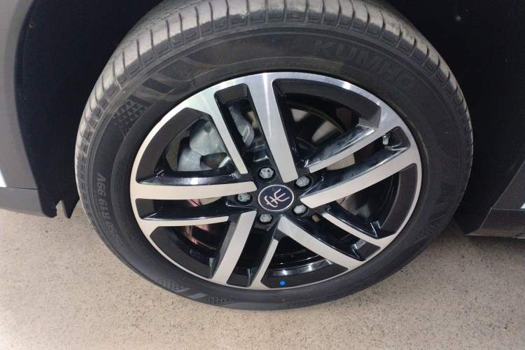 Used BYD Song L DM-i 2024 75km Leading Edition Left Front Wheel Hub