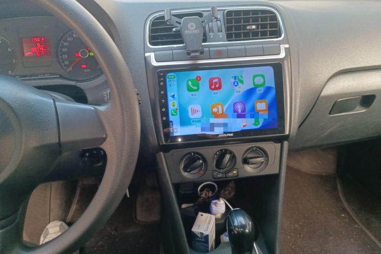 Used Volkswagen Polo 2011 1.6L Automatic ZhiShang Version
