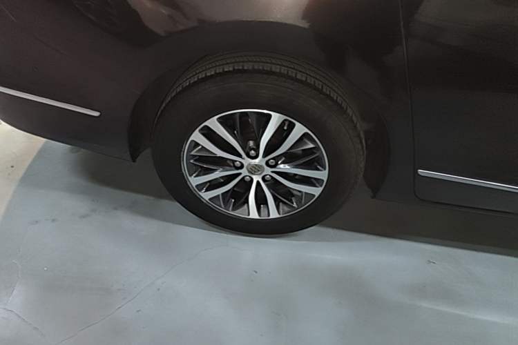 Used Buick GL8 2017 ES 28T Flagship Model China V Standard