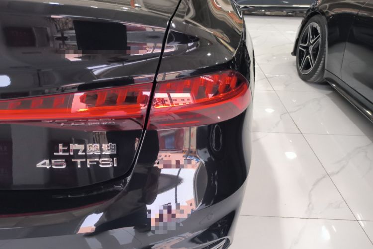 Used Audi A7L 2024 45TFSI S-line Dream-Building Edition Flow Crystal Package