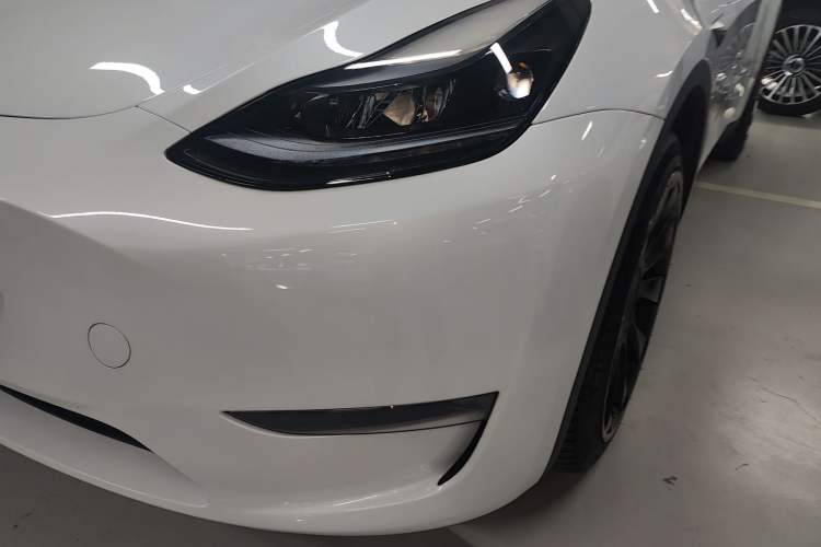 Used Tesla Model Y 2024 Long-Range All-Wheel-Drive Version
