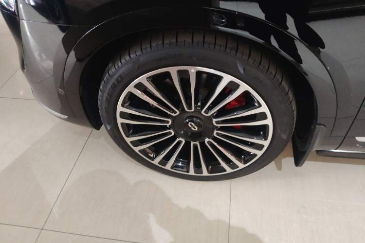 Used Hima AITO M9 2024 Range-Extended Ultra Version 52 kWh 6-Seater Model Exterior 4