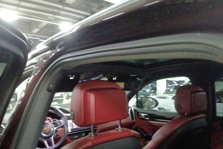 Used Porsche Cayenne E-Hybrid 2020 Cayenne E-Hybrid 2.0T
