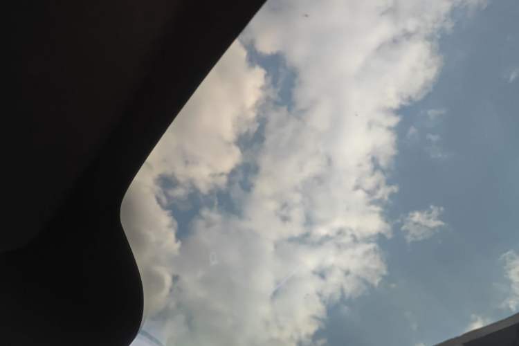 Used Xiaomi Auto YU7 2025 Ultra-Long Range Rear-Wheel Drive Version Headliner