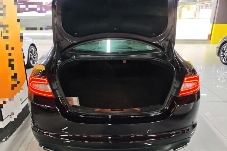 Used Jaguar XF 2013 XF 2.0T Luxury Edition Trunk