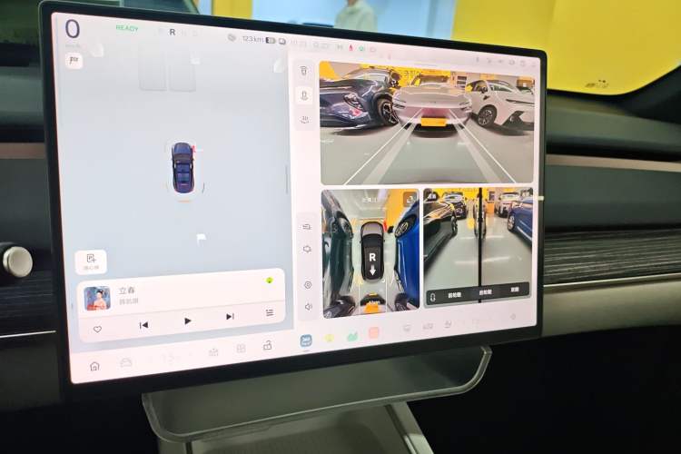 Used ONVO L60 2024 60 kWh Rear-Drive Version
