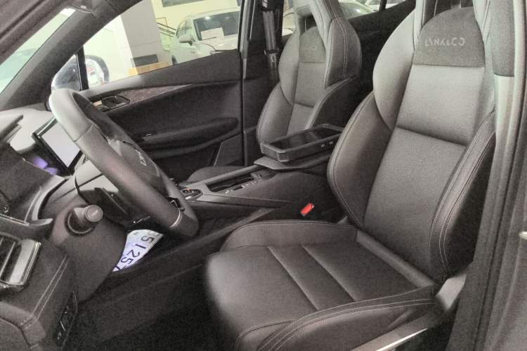 Used Lynk & Co 06 2020 1.5T JinPro model