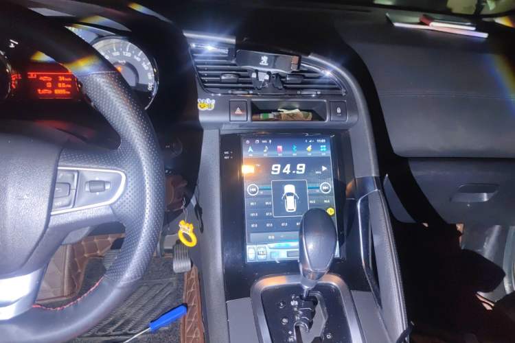 Used Peugeot 3008 2016 1.6THP Automatic Classic Edition Audio And AC Panel