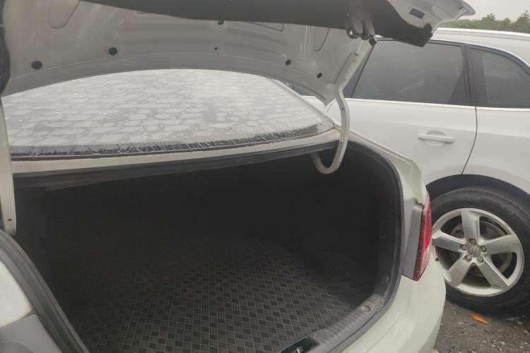 Used Hyundai Verna (older generation) 2016 1.4L Automatic Leading-Edge GLX
