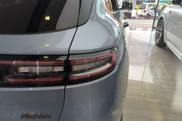 Used Hima AITO M5 2023 Extended-Range Rear-Drive Standard Version