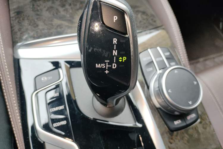 Used BMW 5 Series 2019 525Li M Sport Package
