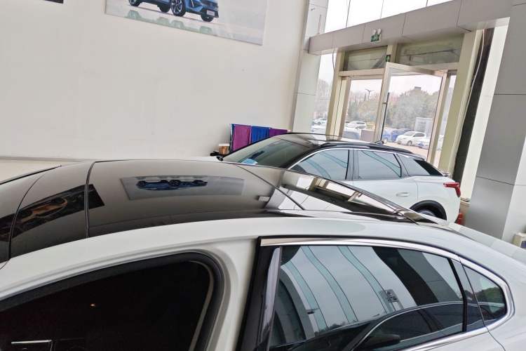 Used Citroen C6 2017 380THP Prestige Model