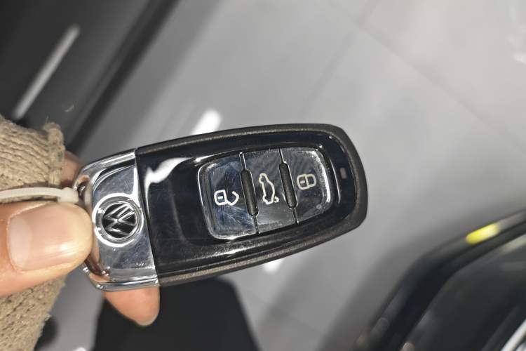 Used Volkswagen Phideon 2021 380TSI Luxury Edition Interior 1