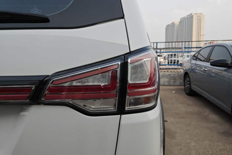 Used FORTHING SX6 2016 1.6L CVT Luxury Model
