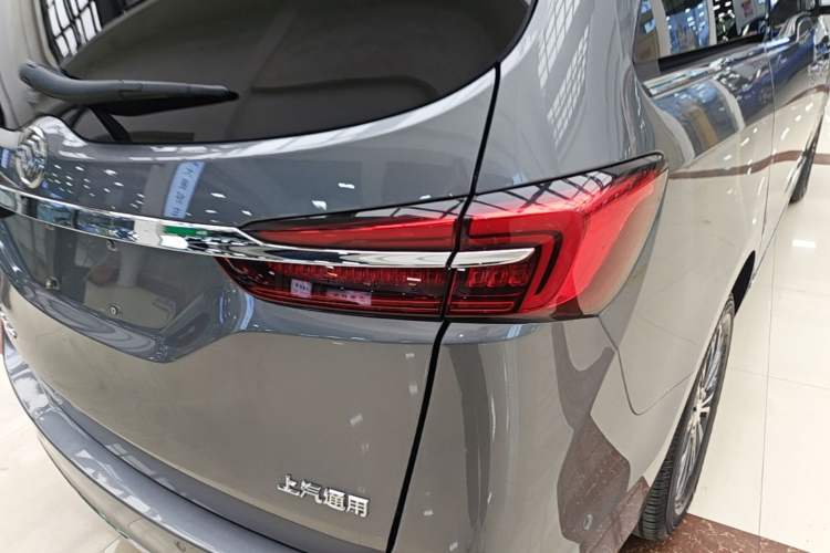 Used Buick GL8 2021 Land Cruiser Executive Class 652T Smart Luxury Model
