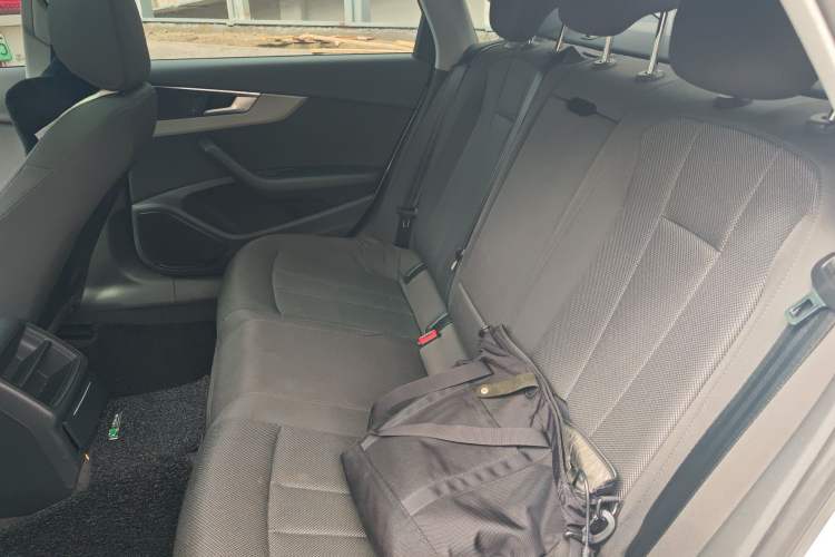 Used Audi A4L 2018 30th Anniversary Edition 40 TFSI Trendy Model