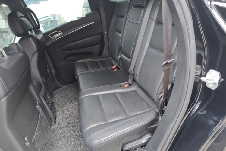 Used Jeep Grand Cherokee 2020 3.6L Elite Navigation Edition Interior 4