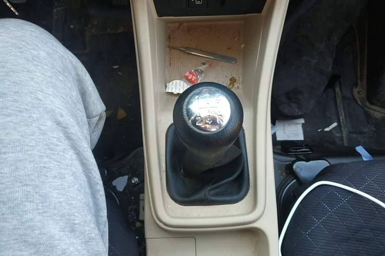 Used Kuayue Xinbao T3 2025 Youth Edition Yu'an 1.6L Single-Row 3050-Inch Independent Cargo Bed
