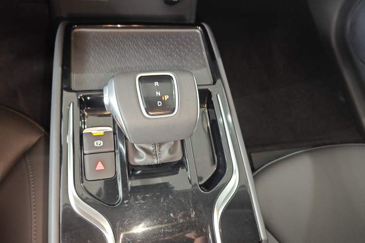 Used Hongqi E-QM5 2024 560km PLUS
