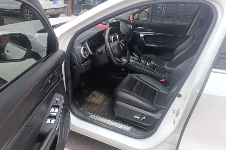 Used Wey VV5 2019 1.5T Two-Wheel Drive Color Pioneer