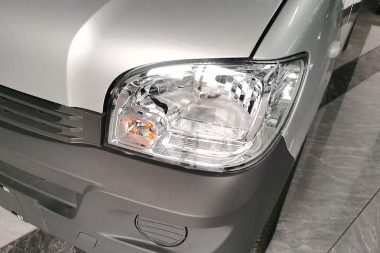 Used Wuling Zhiguang 2023 1.5L Practical Version 5/7 Seats