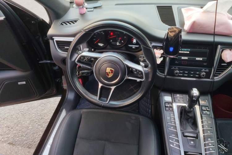 Used Porsche Macan 2017 Macan 2.0T