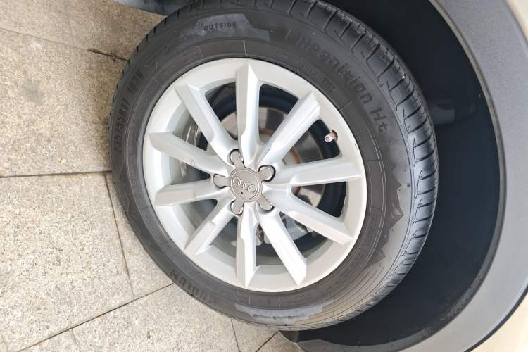 Used Audi Q3 2015 30 TFSI Ambition Edition Exterior 5