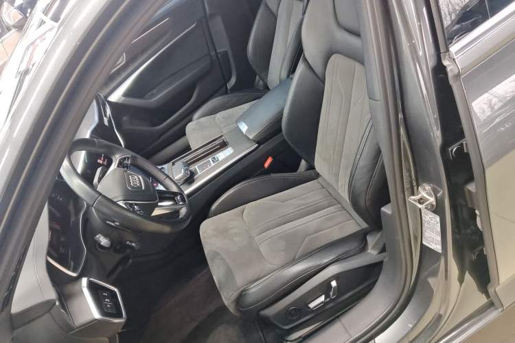 Used Audi A6L 2023 Revised Edition 45 TFSI quattro Prestige Dynamic Version
