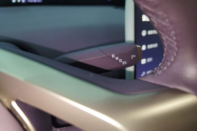 Used Avatr 12 2025 Max Extended-Range Edition
