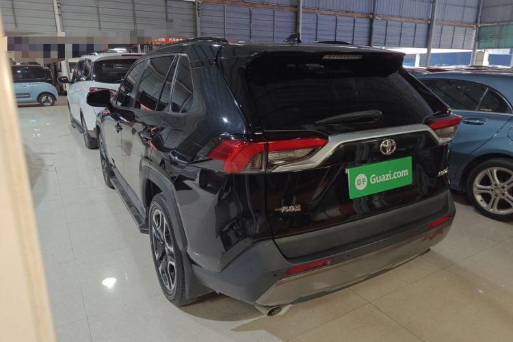 Used Toyota RAV4 2020 2.0L CVT Two-Wheel Drive Prestige Edition