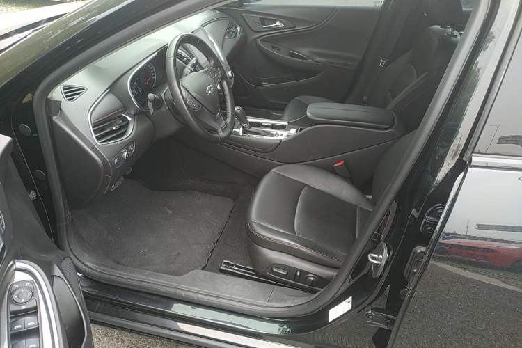 Used Chevrolet Malibu XL 2019 Redline 550T Automatic Sport Edition