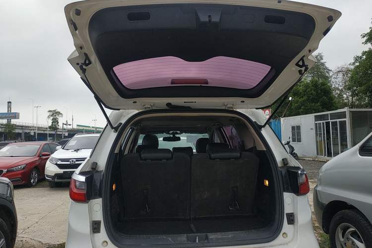 Used BYD Song MAX 2019 1.5T Automatic Smart Connect Ruiyi Model 7 Seats China V Emission Standard Trunk